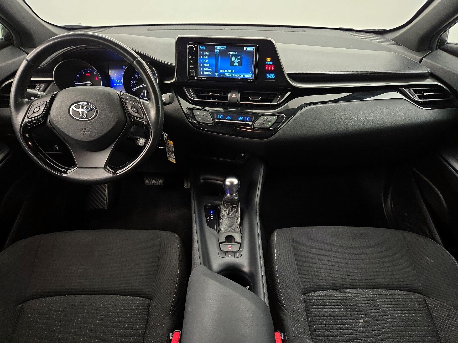 Thumbnail: 2018 Toyota C-HR - 9
