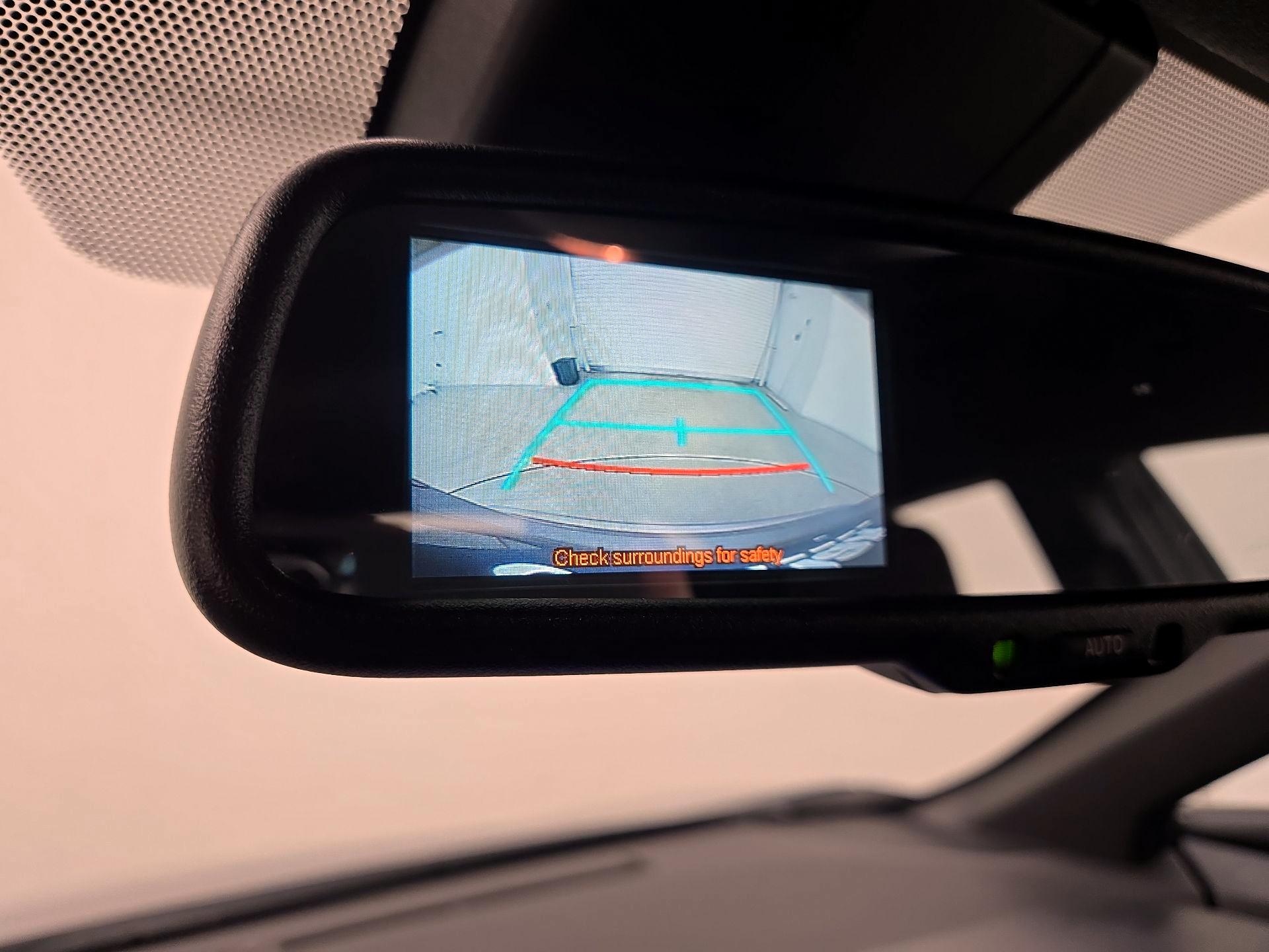 Thumbnail: 2018 Toyota C-HR - 14