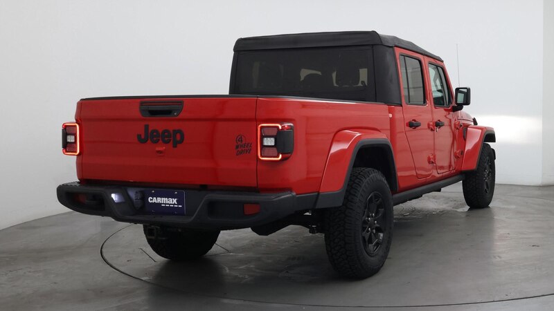 2021 Jeep Gladiator Willys 8