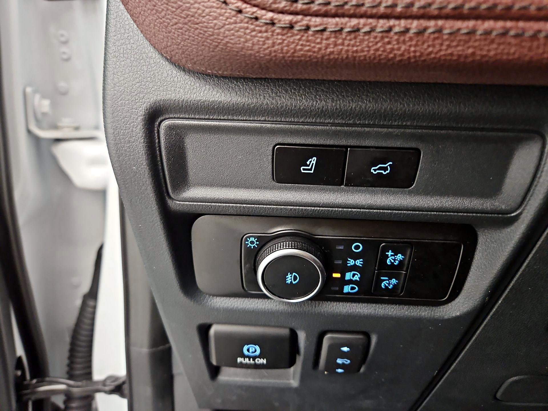 Thumbnail: 2022 Ford Expedition - 13