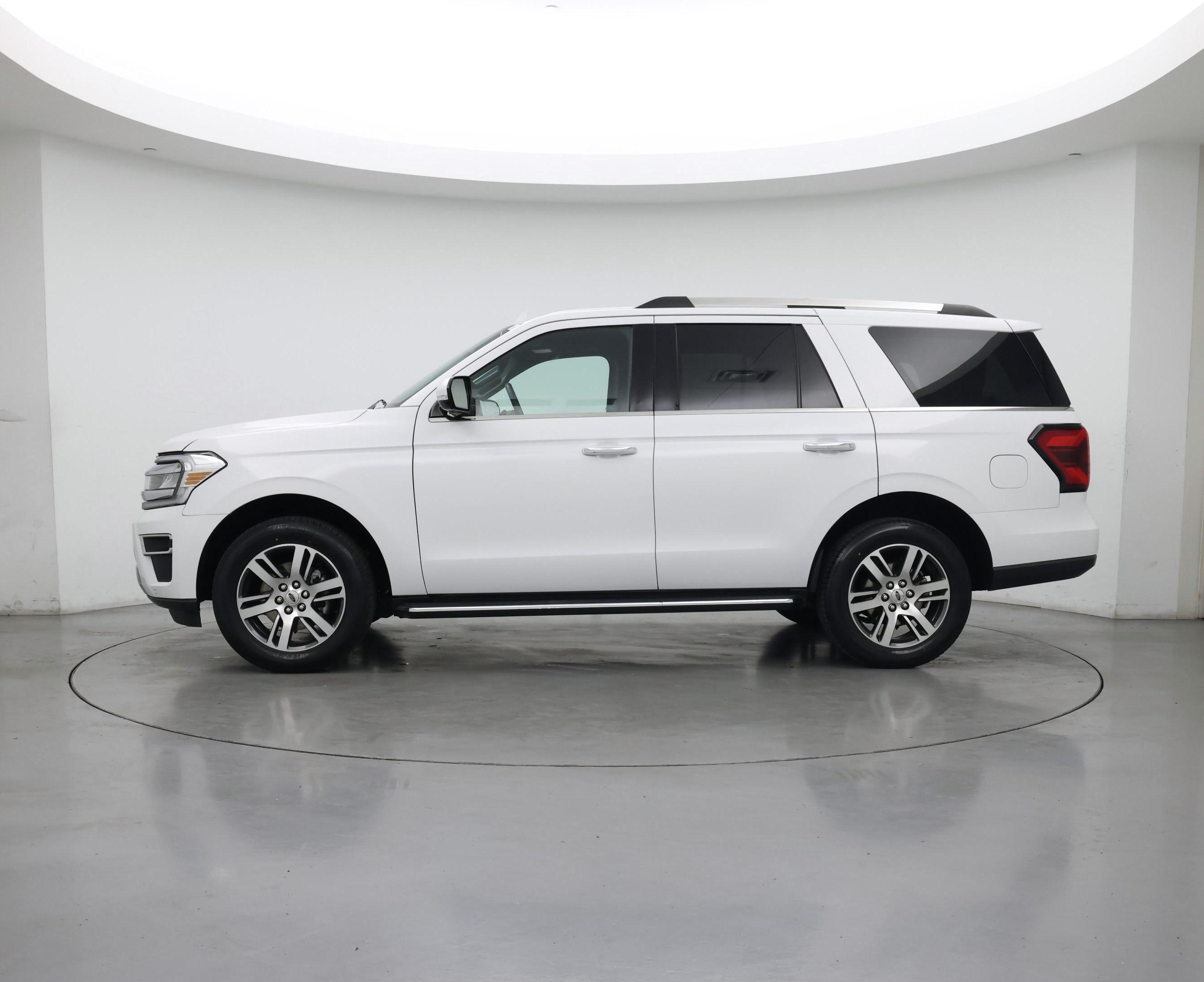 Thumbnail: 2022 Ford Expedition - 3