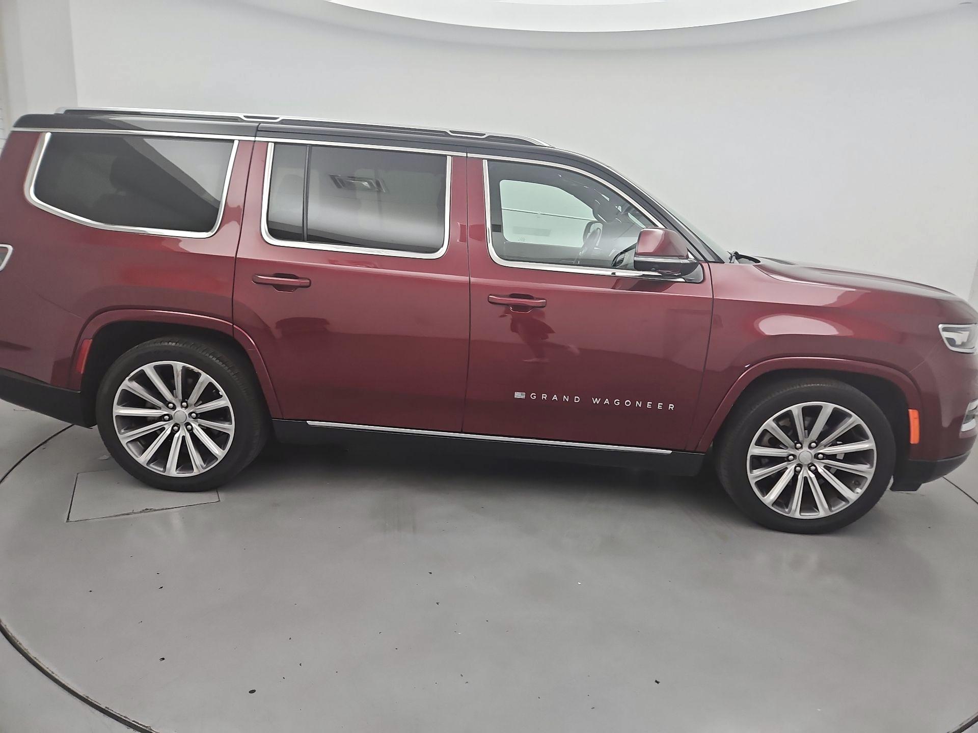 Thumbnail: 2022 Jeep Grand Wagoneer - 4