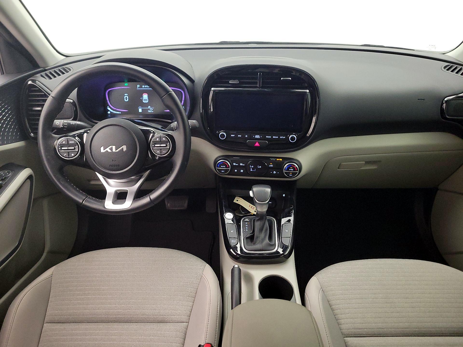 Thumbnail: 2023 Kia Soul - 9