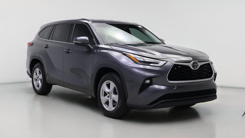 2021 Toyota Highlander LE Hero Image