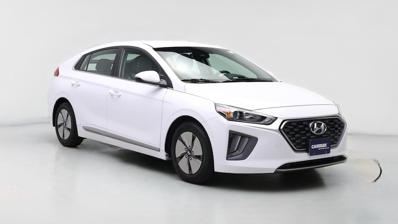 2022 Hyundai Ioniq SE Hero Image