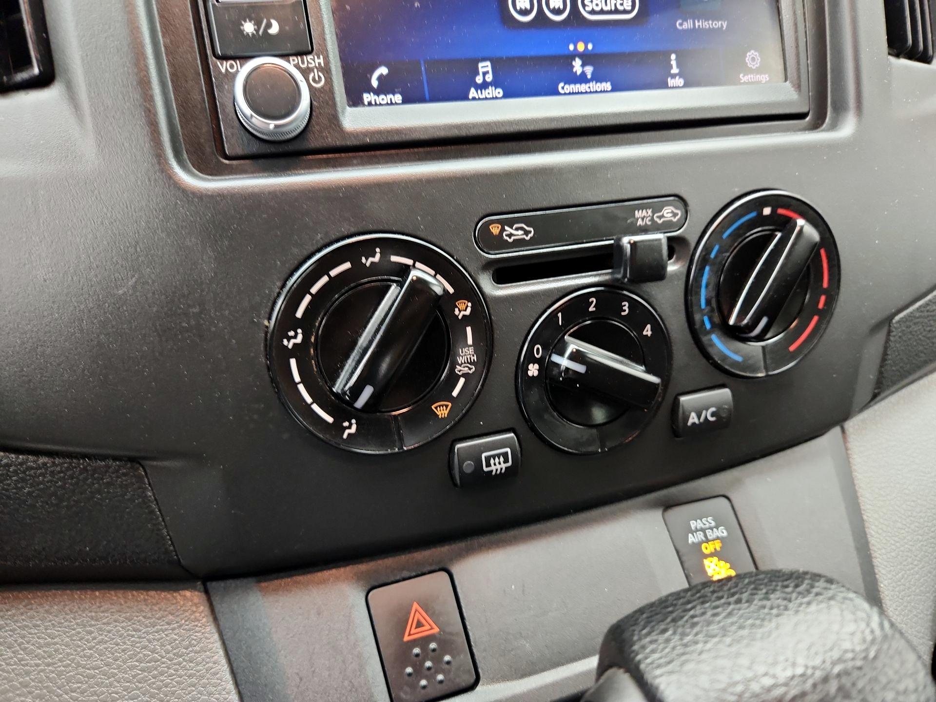 Thumbnail: 2020 Nissan NV200 - 16