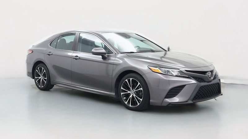 2019 Toyota Camry SE Hero Image