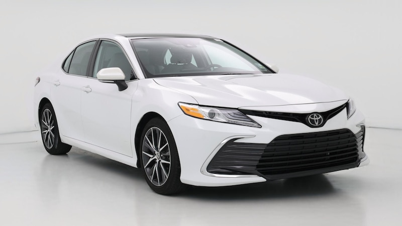 2021 Toyota Camry XLE Hero Image