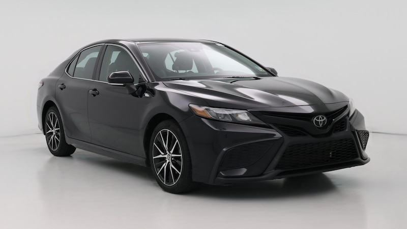 2022 Toyota Camry SE Hero Image