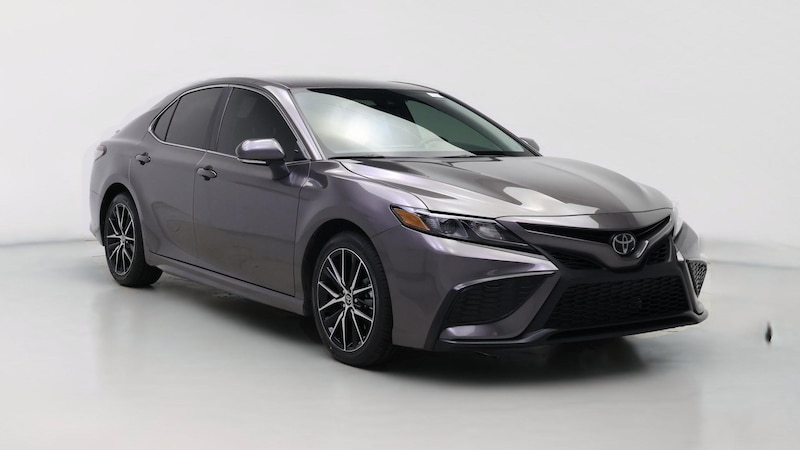 2024 Toyota Camry SE Hero Image