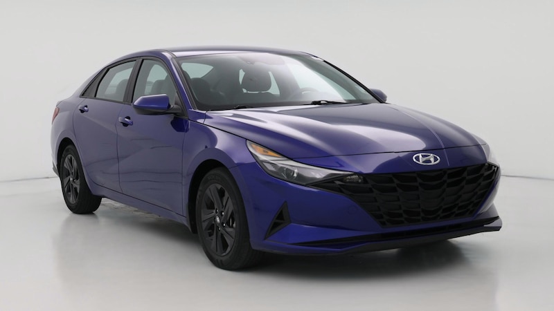 2022 Hyundai Elantra SEL Hero Image