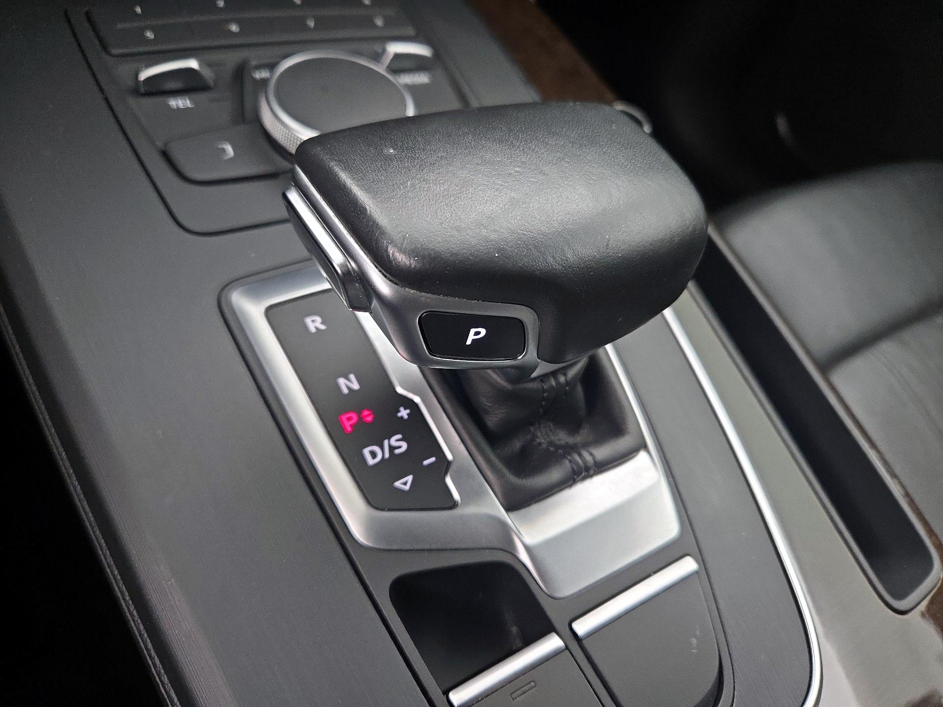 Thumbnail: 2019 Audi Q5 - 18