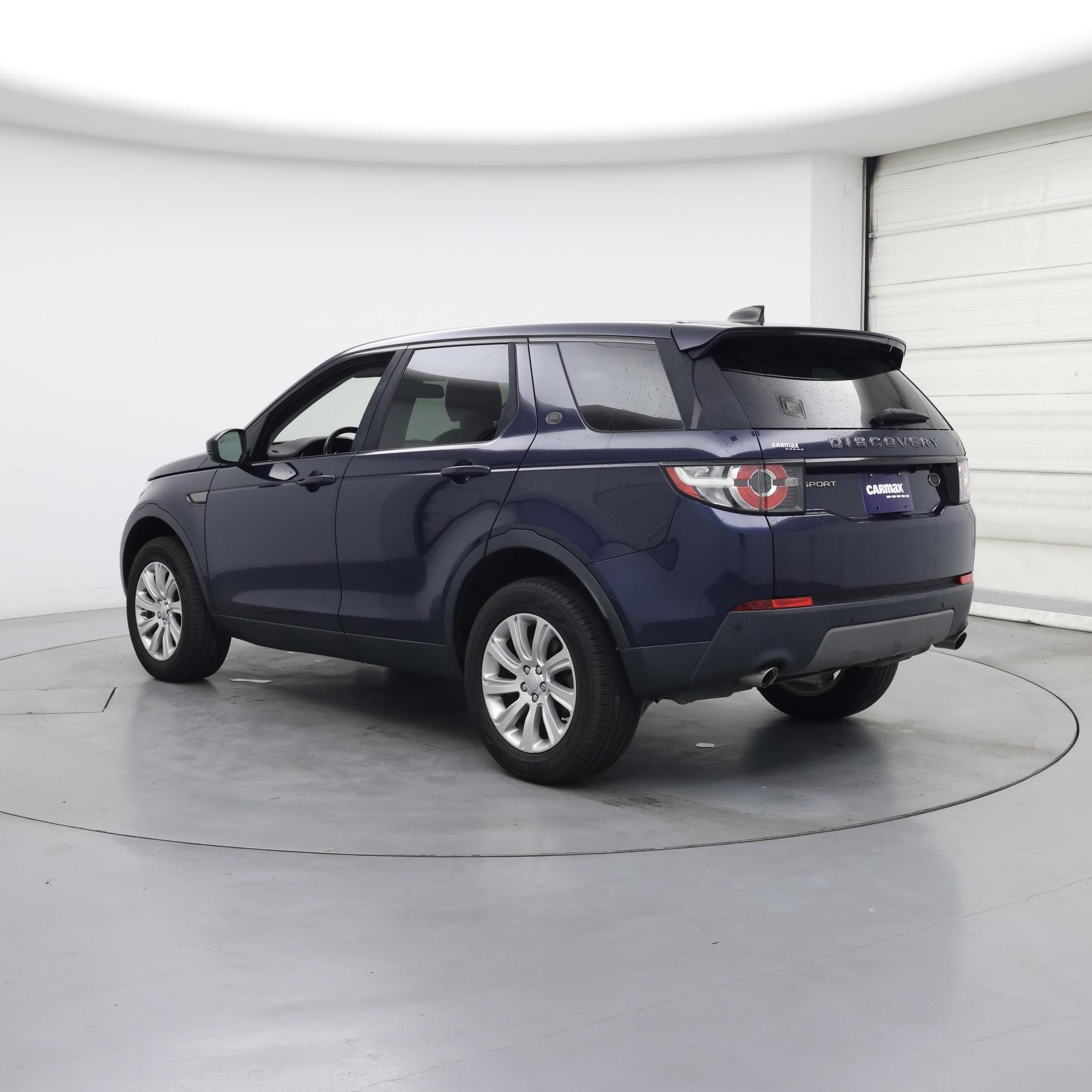 Thumbnail: 2019 Land Rover Discovery Sport - 2