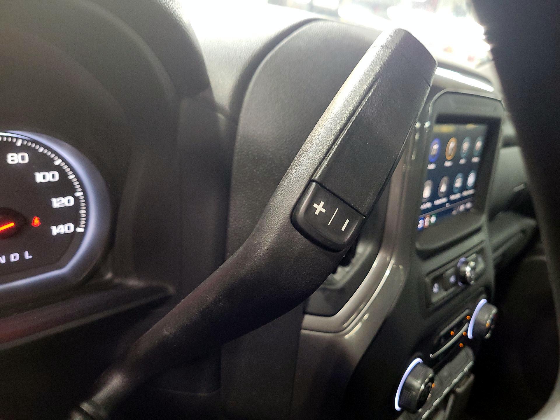 Thumbnail: 2023 Chevrolet Silverado 1500 - 17