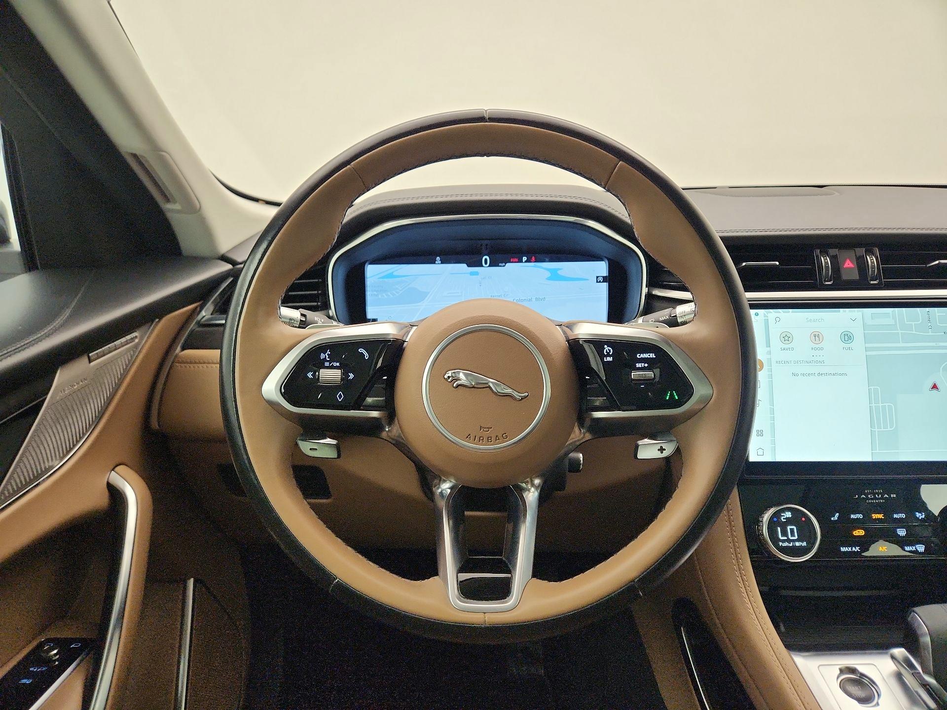 Thumbnail: 2021 Jaguar F-Pace - 10