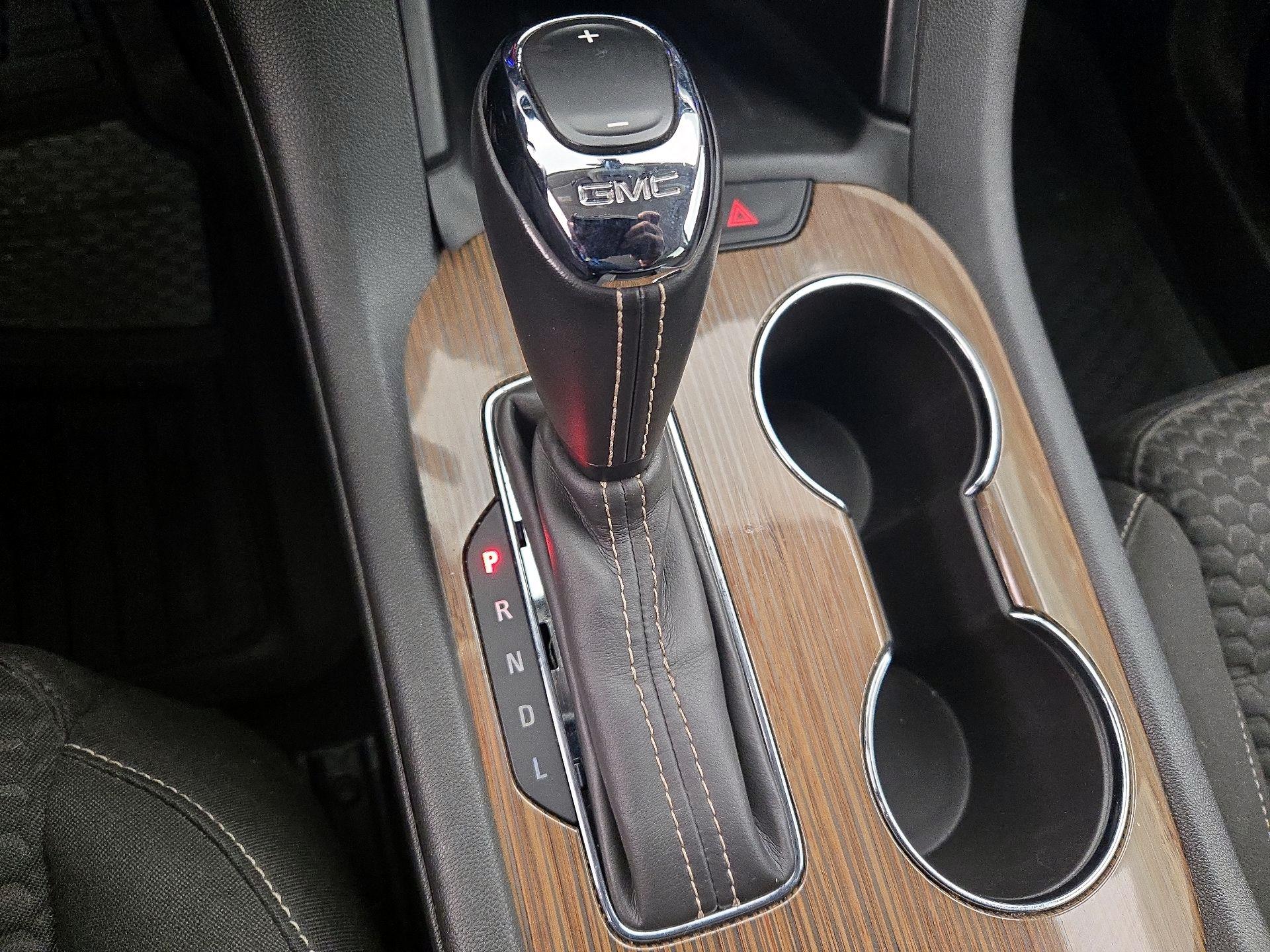 Thumbnail: 2019 GMC Acadia - 17