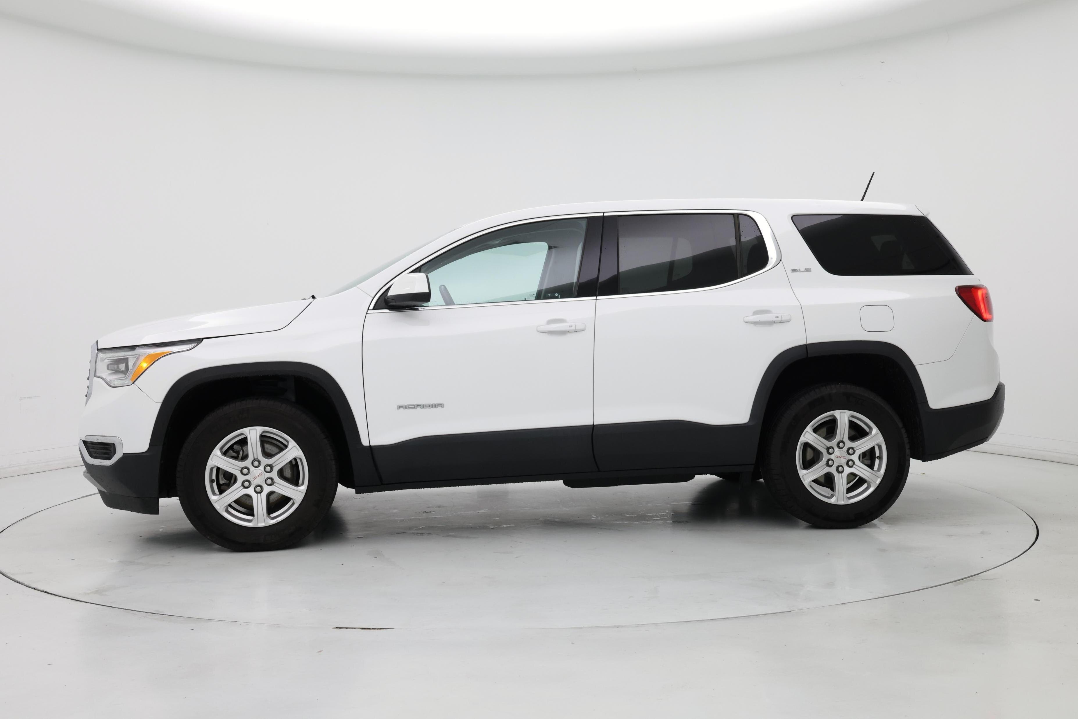 Thumbnail: 2019 GMC Acadia - 3