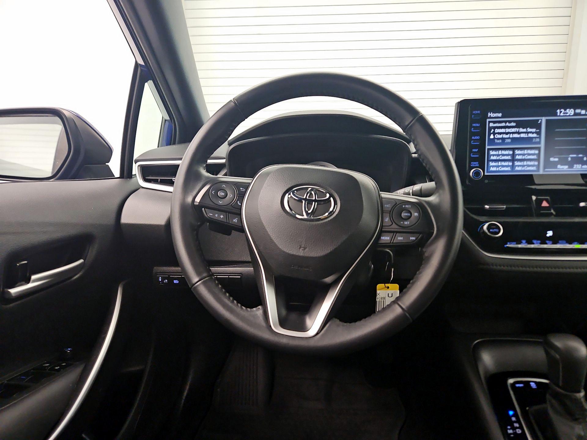 Thumbnail: 2022 Toyota Corolla - 10