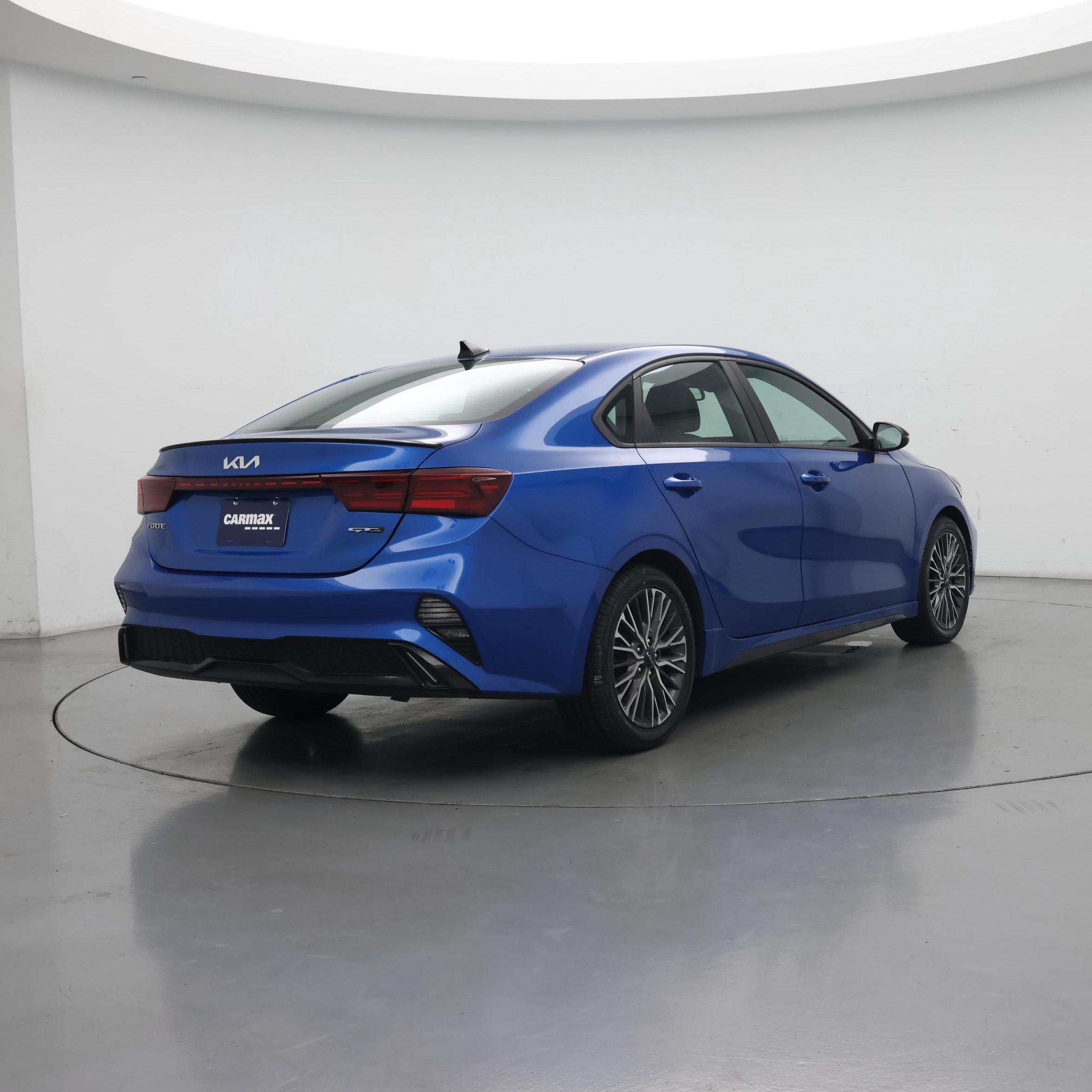 Thumbnail: 2022 Kia Forte - 8