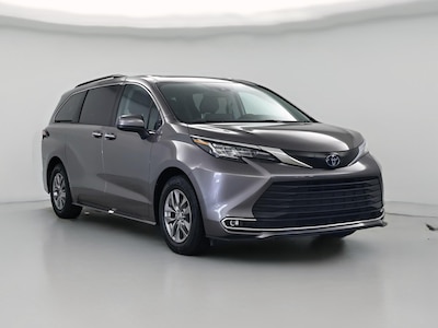 2022 Toyota Sienna XLE -
                Norcross, GA