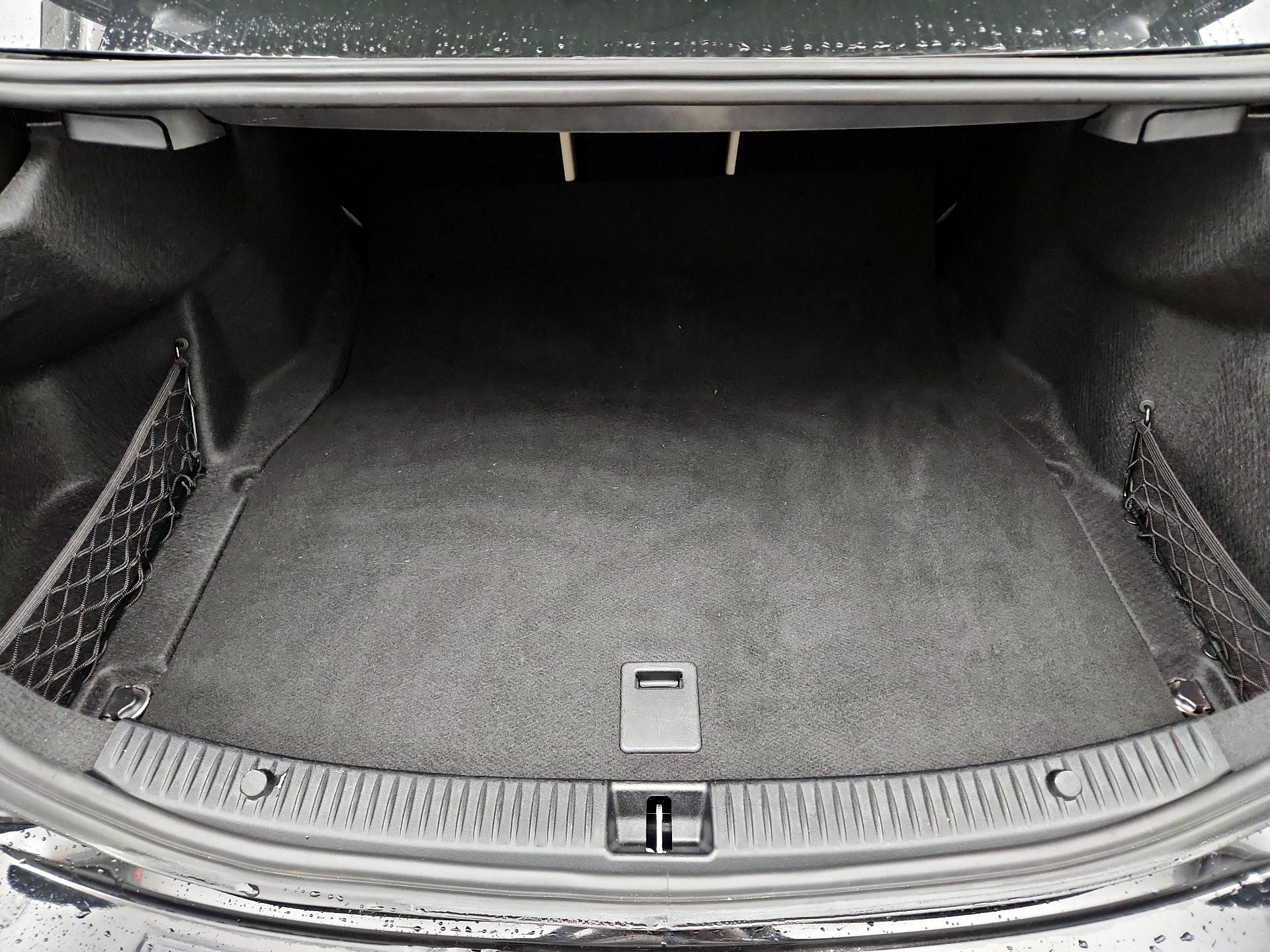 Thumbnail: 2019 Mercedes-Benz C-Class - 20