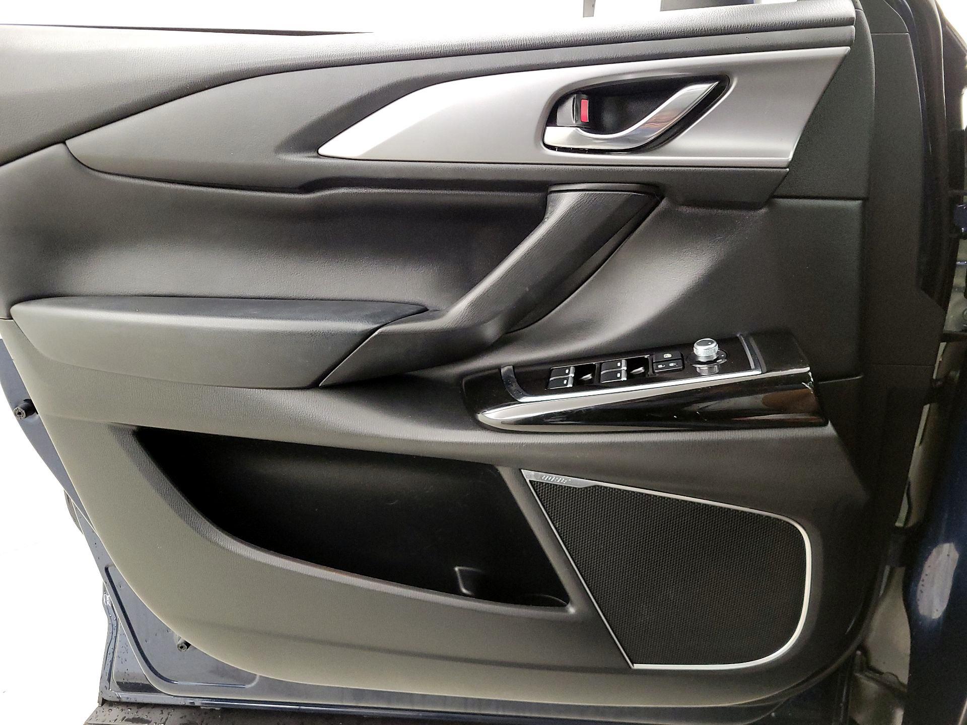 Thumbnail: 2020 Mazda CX-9 - 12