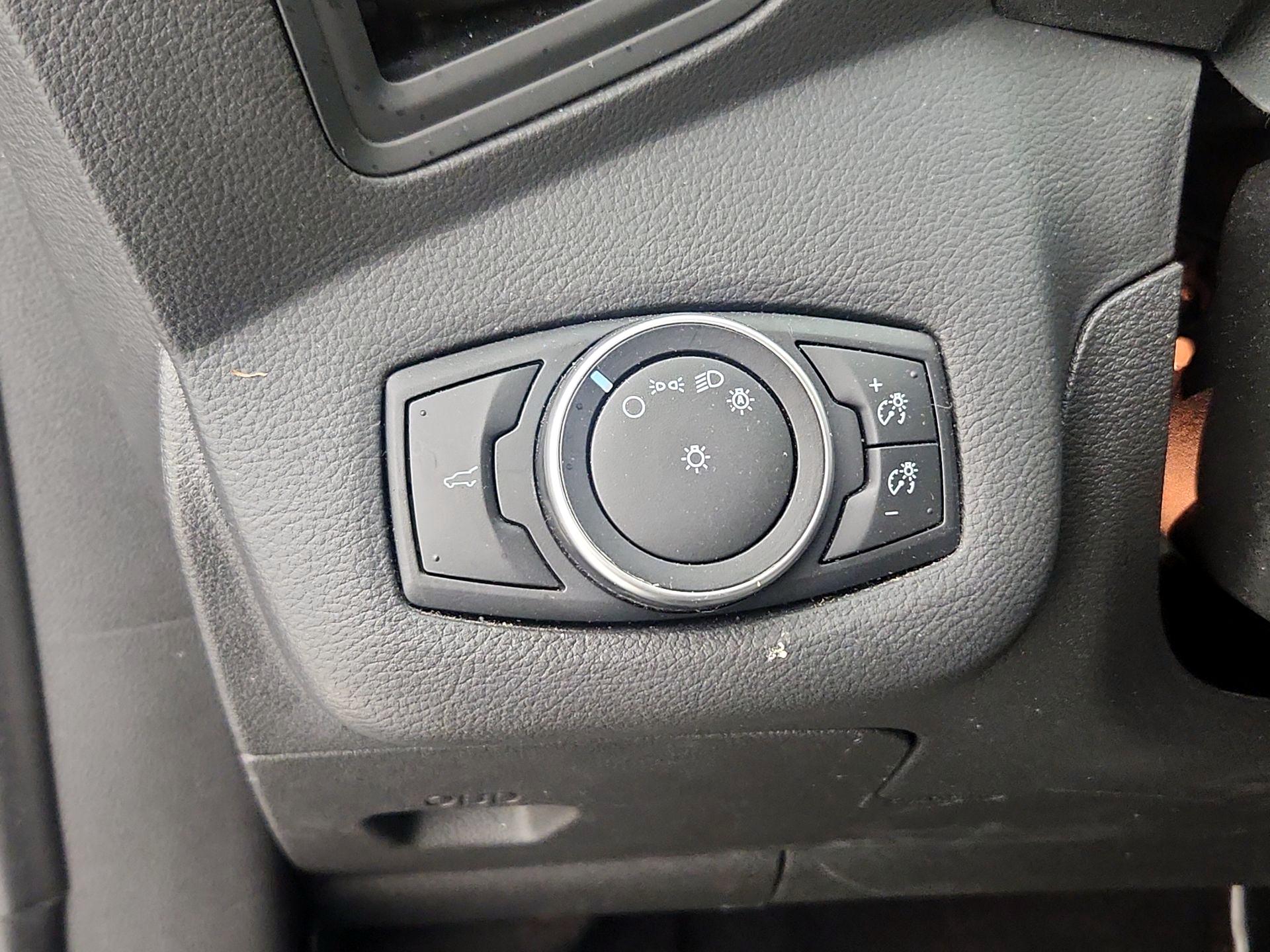 Thumbnail: 2017 Ford Escape - 13