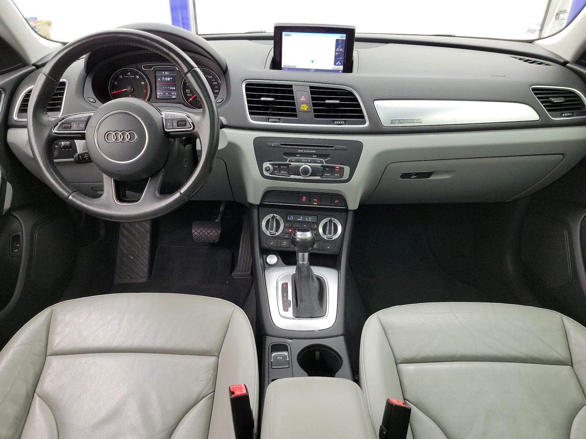 Thumbnail: 2015 Audi Q3 - 9