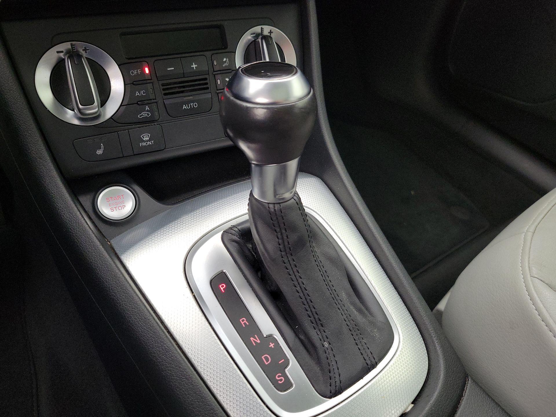 Thumbnail: 2015 Audi Q3 - 18