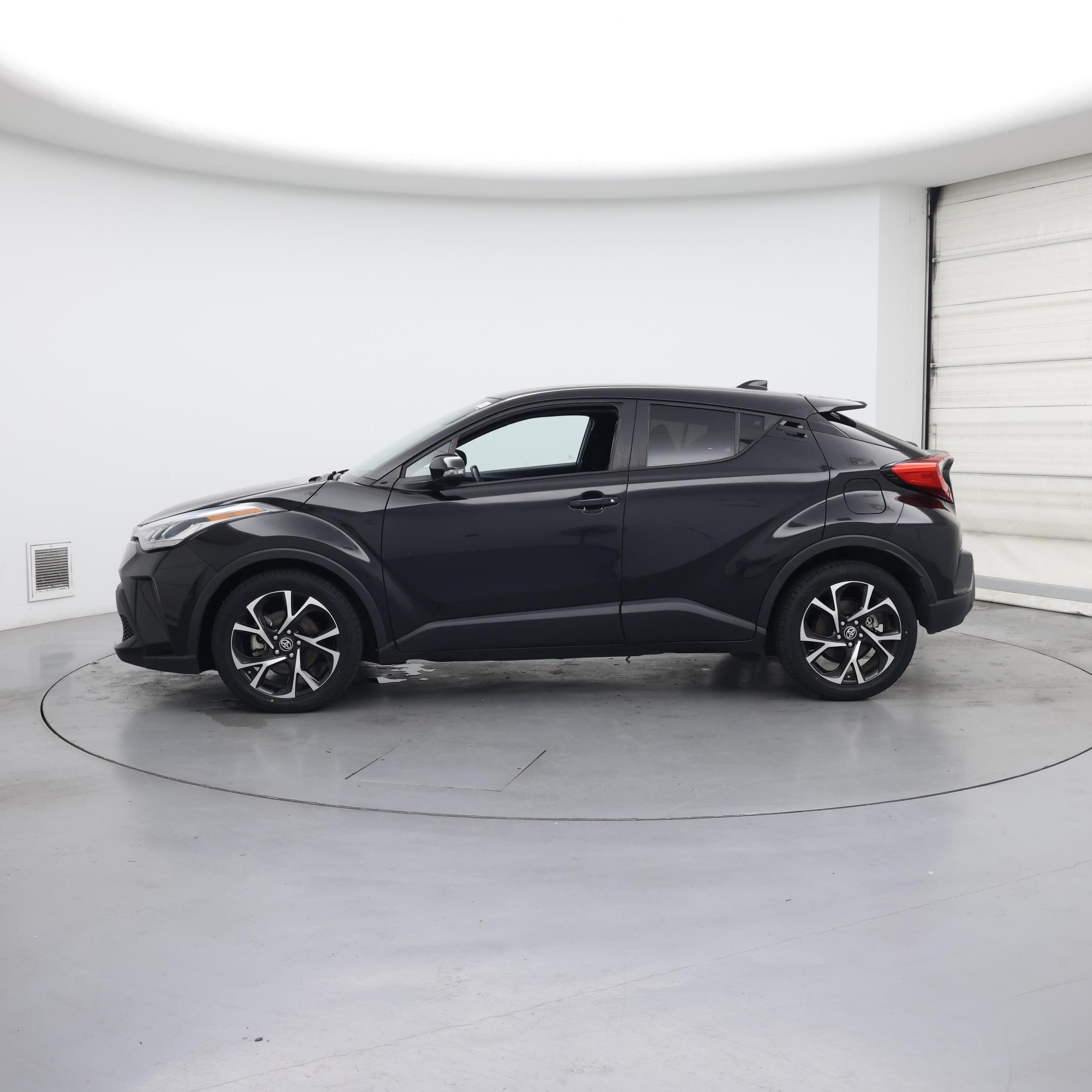Thumbnail: 2021 Toyota C-HR - 3