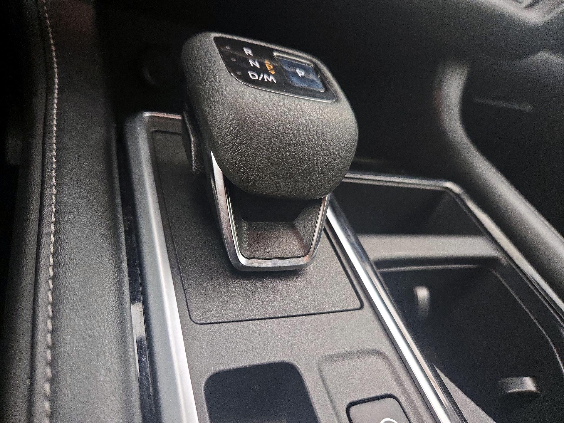 Thumbnail: 2022 Nissan Pathfinder - 17