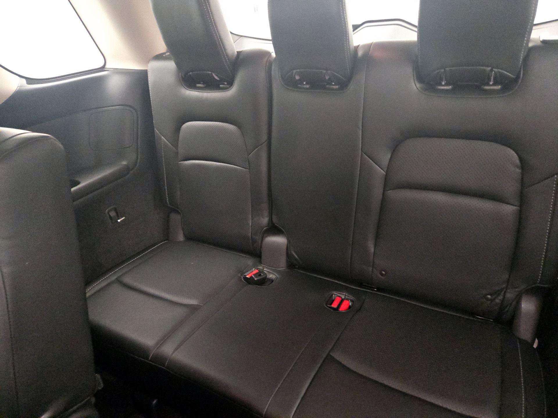 Thumbnail: 2022 Nissan Pathfinder - 20