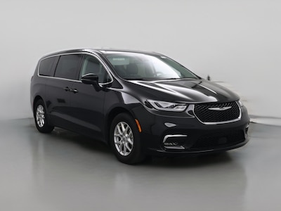 2023 Chrysler Pacifica Touring L -
                Mobile, AL