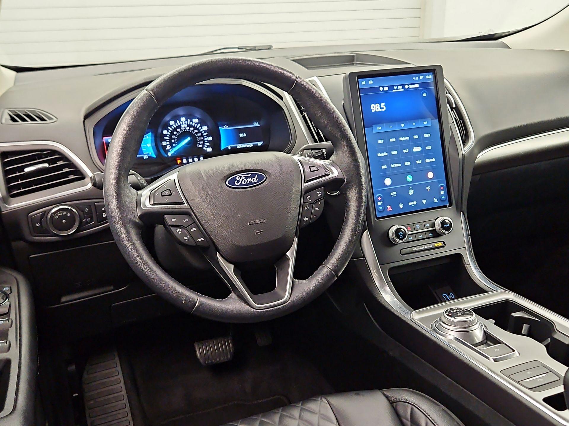 Thumbnail: 2023 Ford Edge - 10