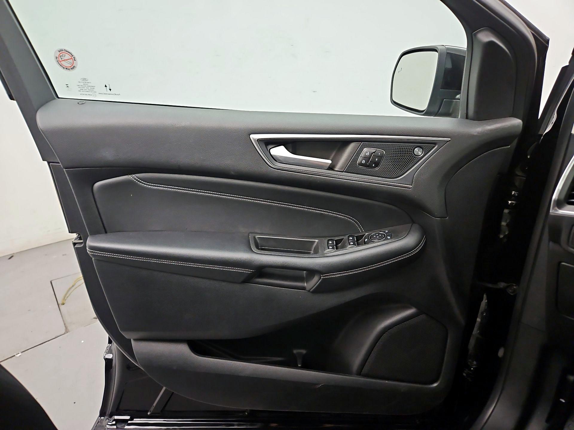 Thumbnail: 2023 Ford Edge - 12