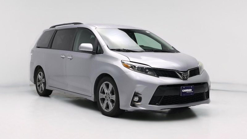 2018 Toyota Sienna SE Hero Image