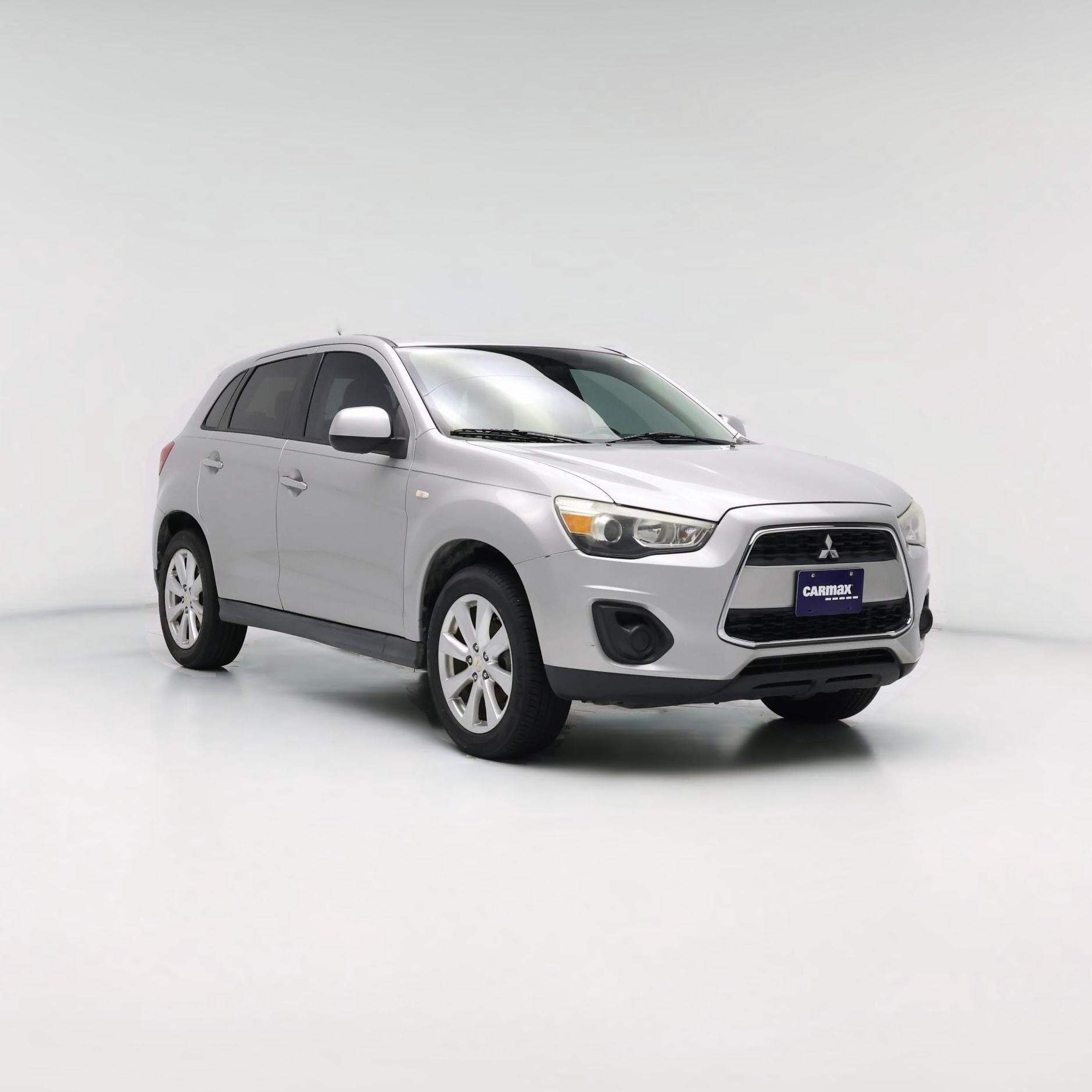 Thumbnail: 2015 Mitsubishi Outlander Sport - 1
