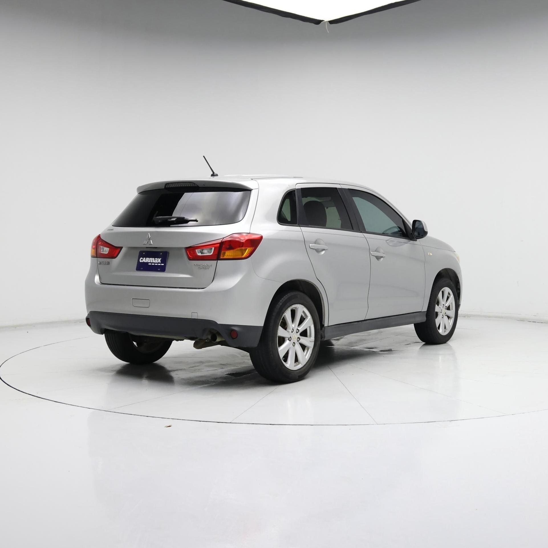 Thumbnail: 2015 Mitsubishi Outlander Sport - 8