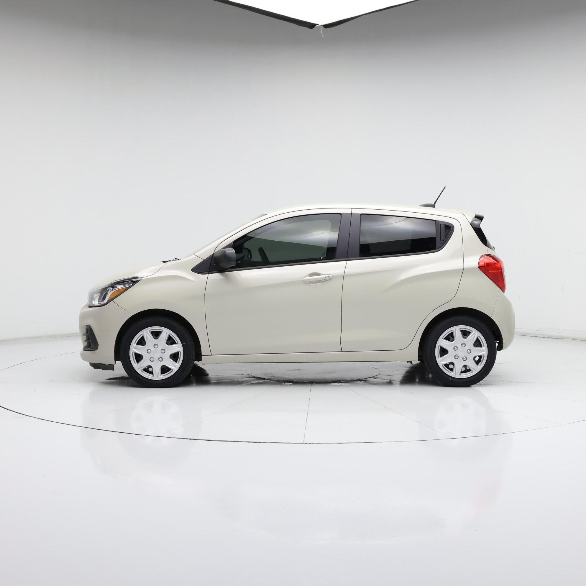 Thumbnail: 2016 Chevrolet Spark - 3