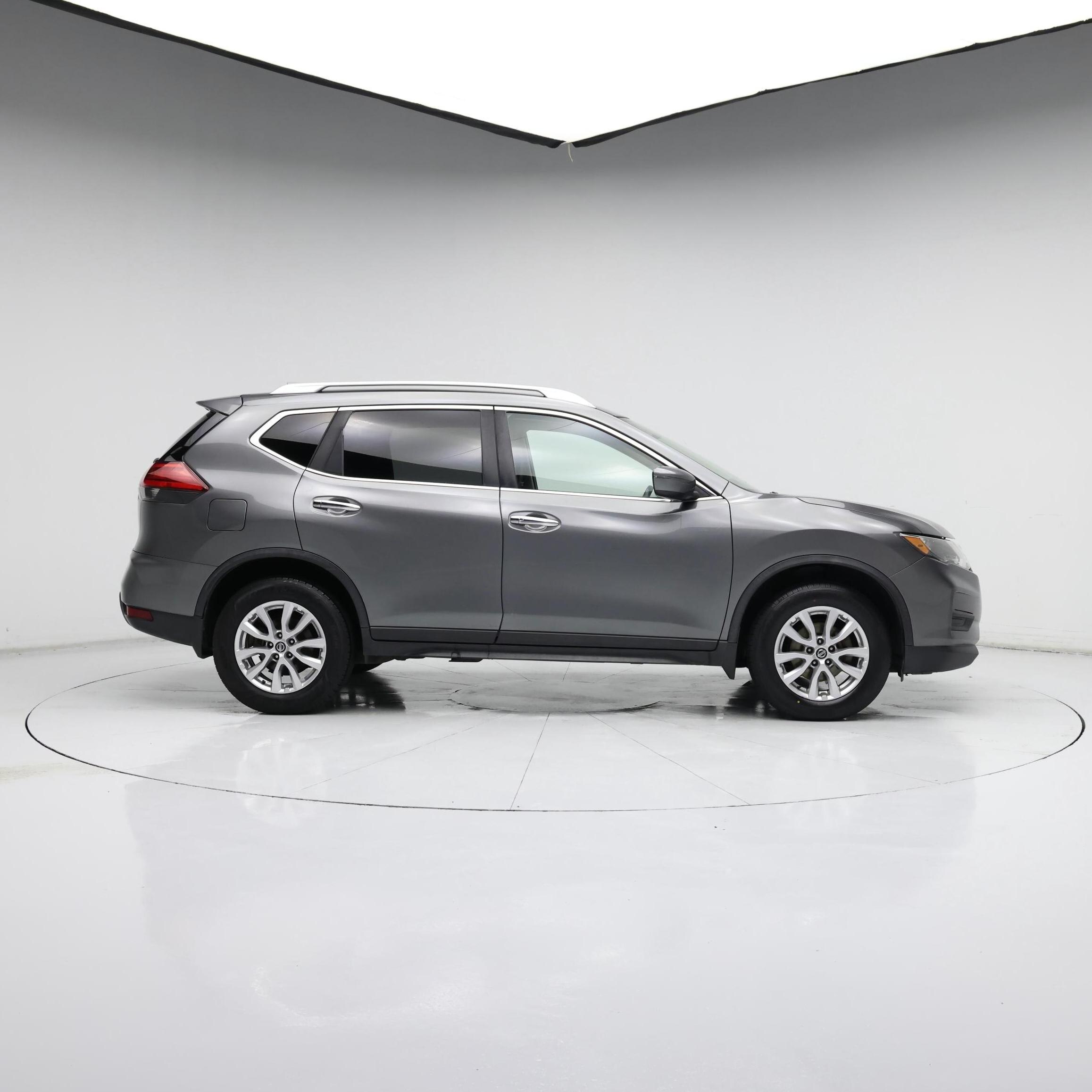Thumbnail: 2017 Nissan Rogue - 7