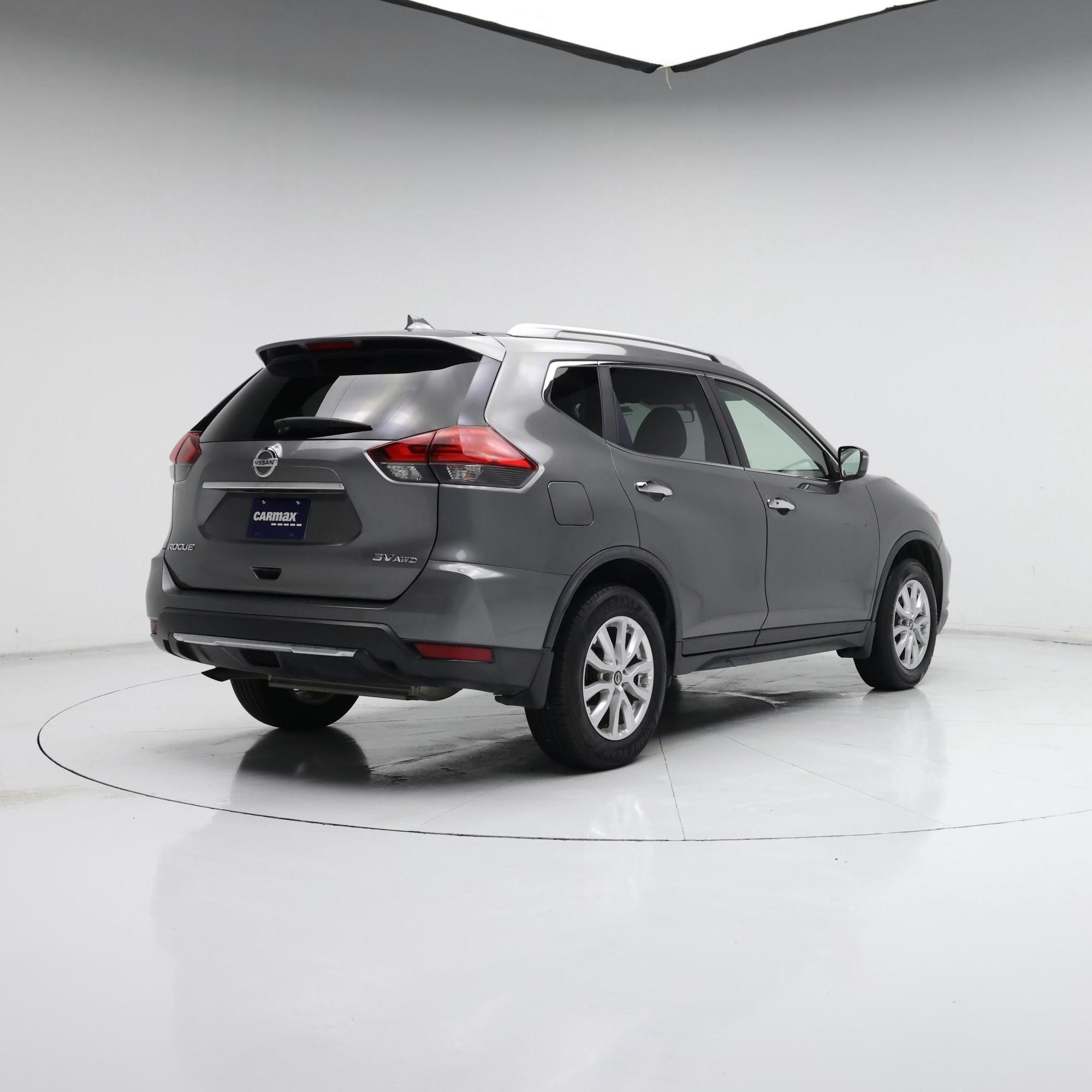 Thumbnail: 2017 Nissan Rogue - 8