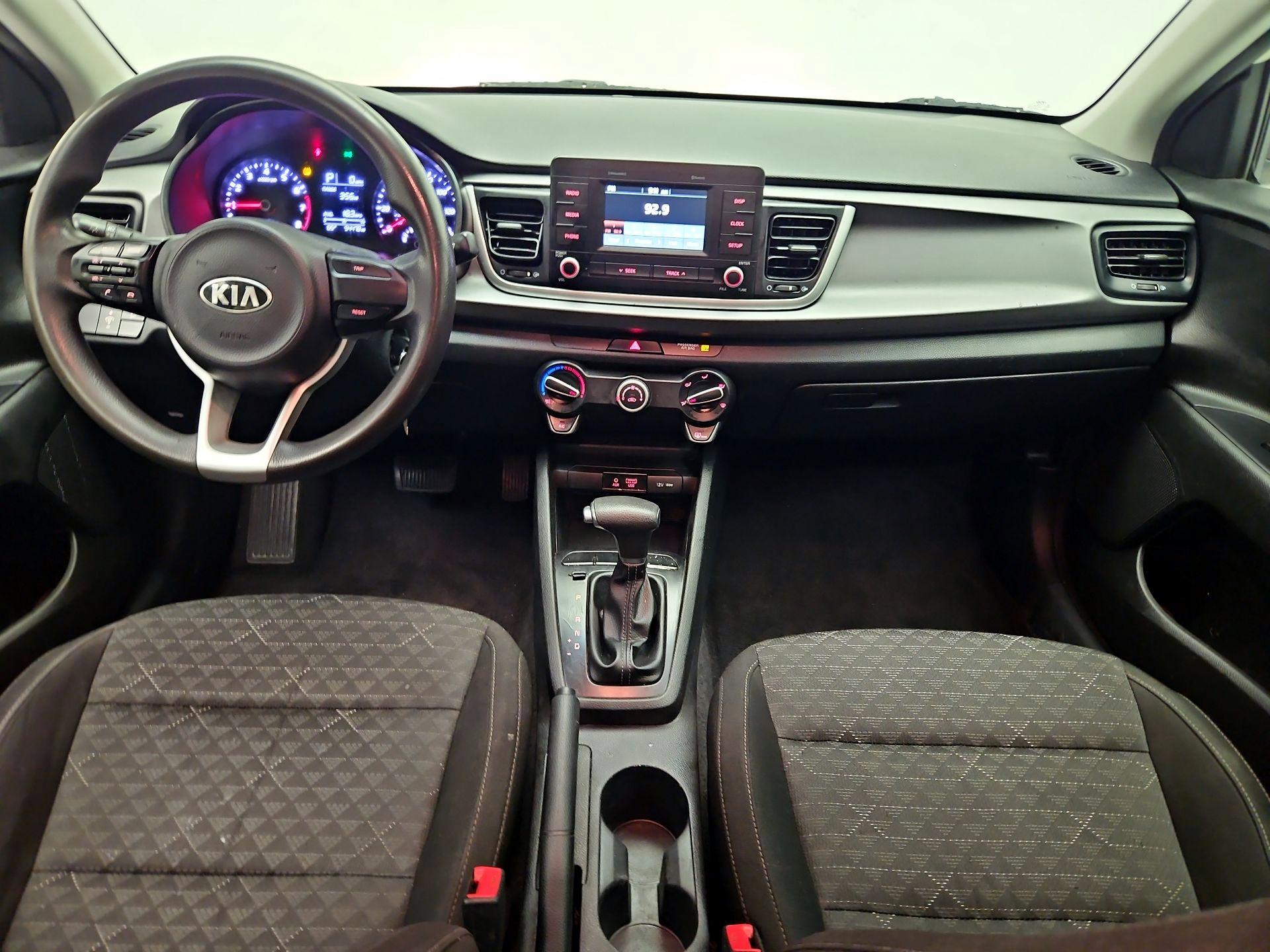 Thumbnail: 2019 Kia Rio - 9