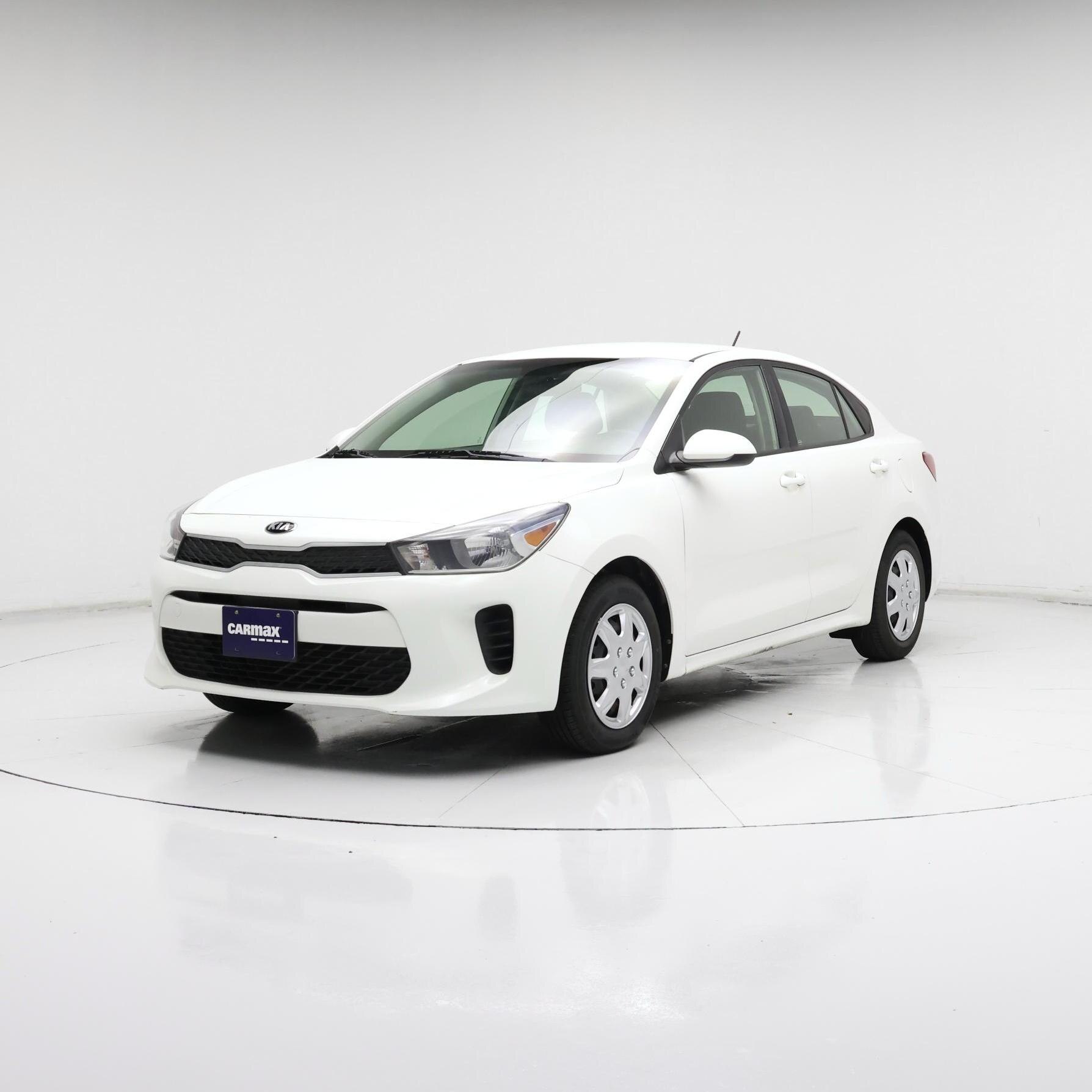 Thumbnail: 2019 Kia Rio - 4