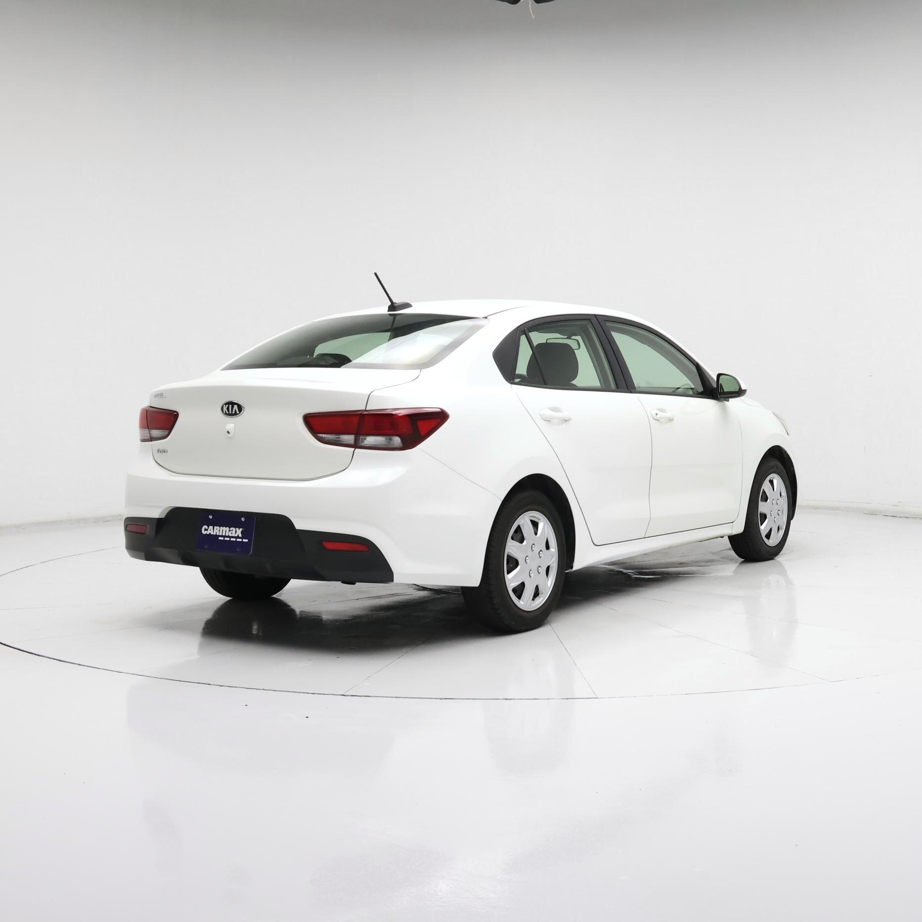 Thumbnail: 2019 Kia Rio - 8