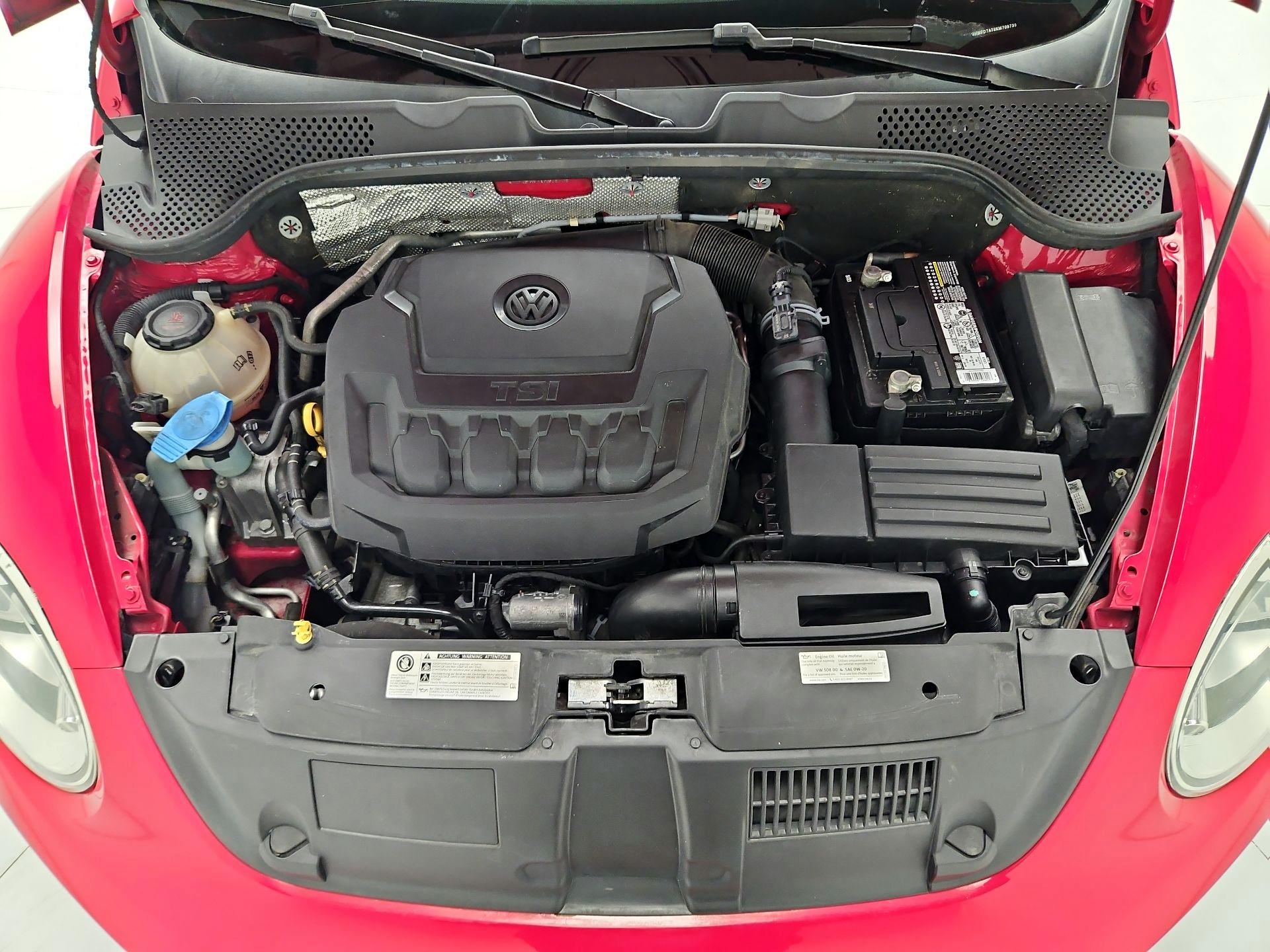 Thumbnail: 2019 Volkswagen Beetle - 20