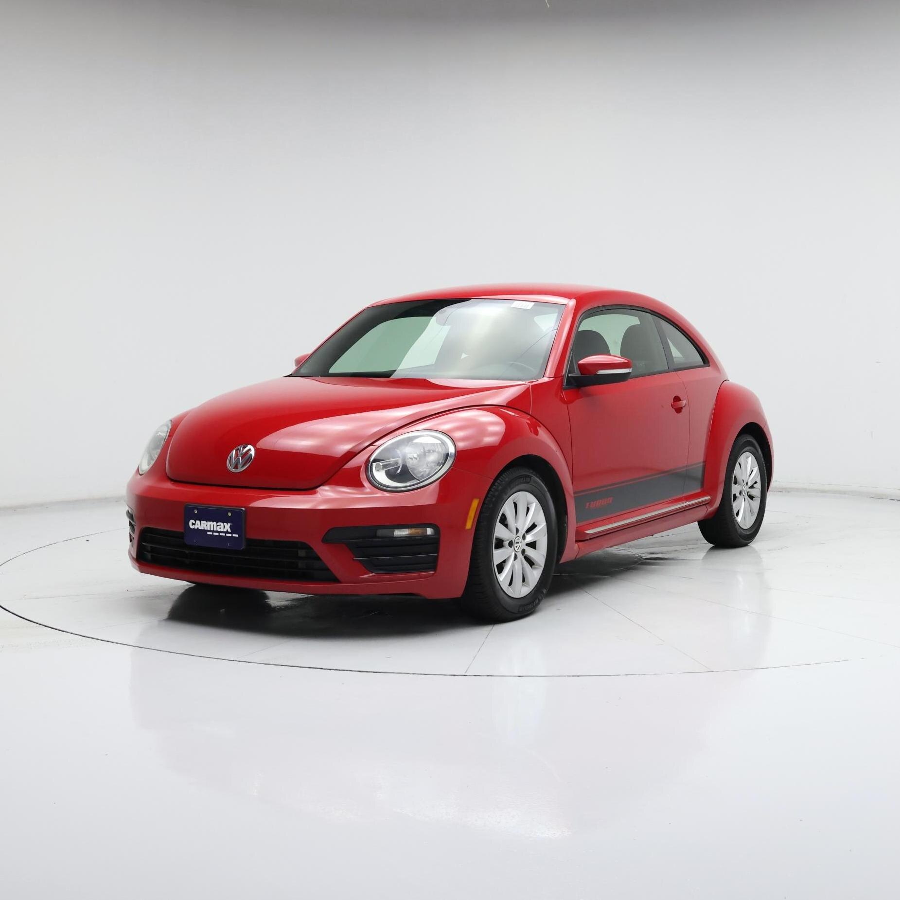 Thumbnail: 2019 Volkswagen Beetle - 4