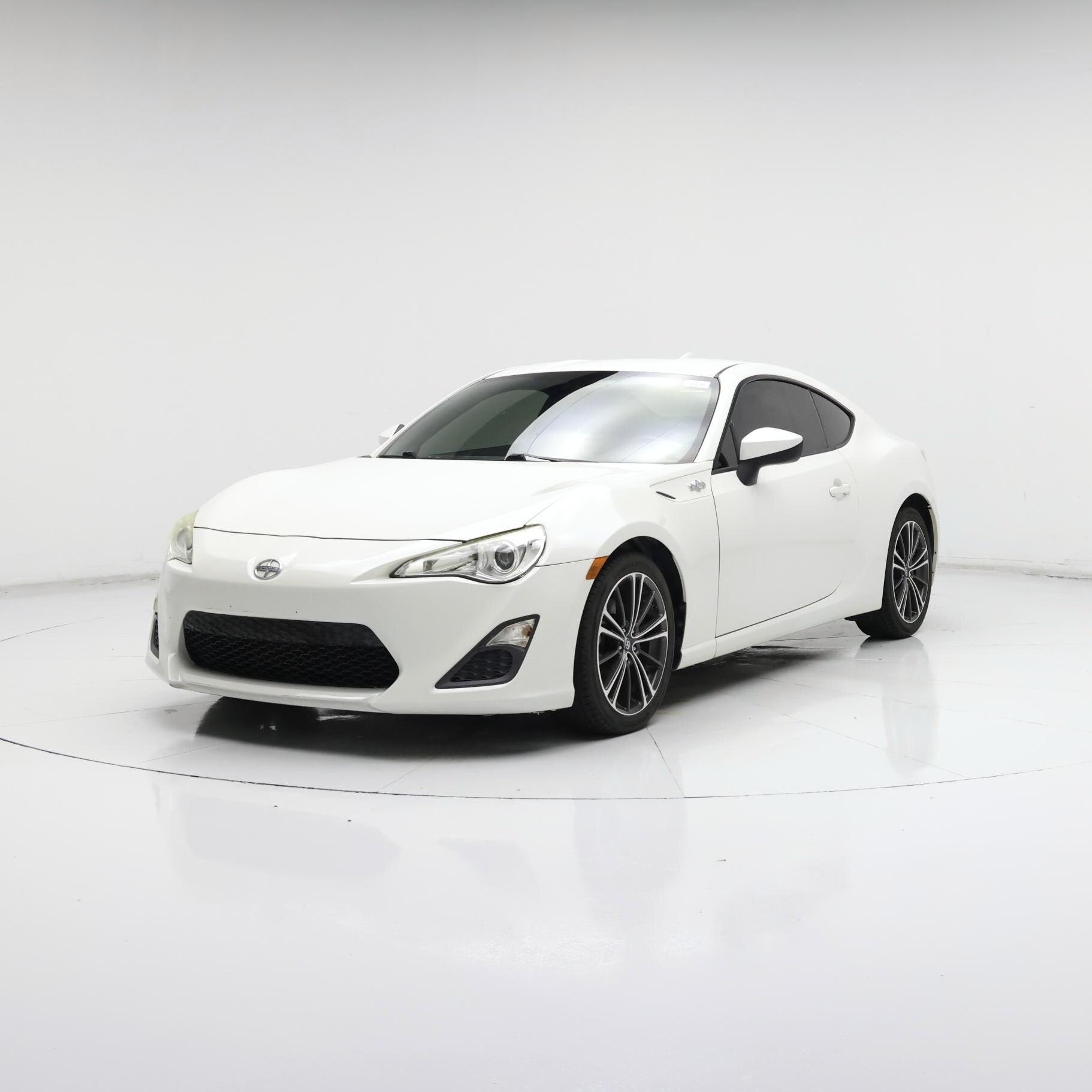 Thumbnail: 2015 Scion FR-S - 4