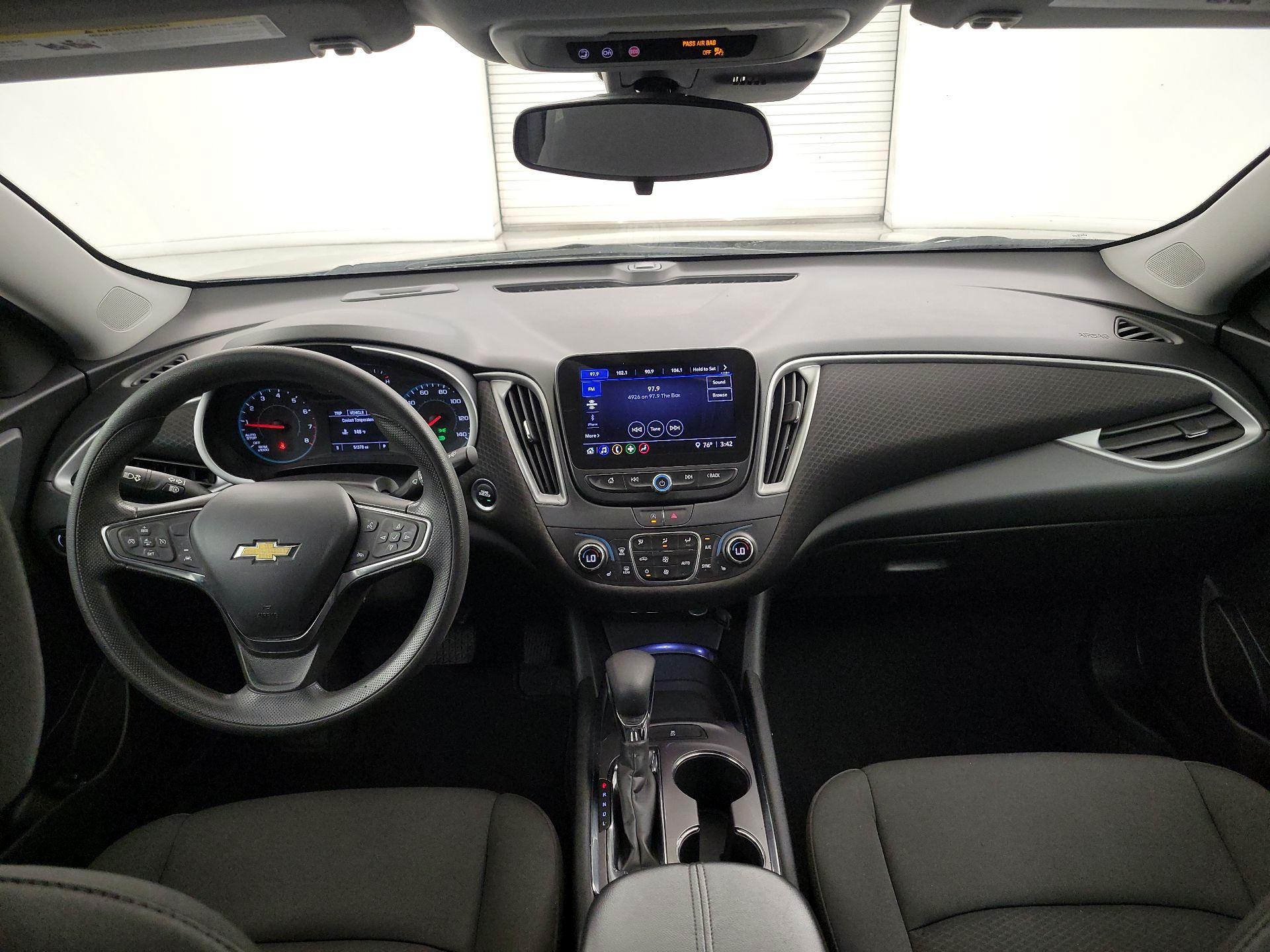 Thumbnail: 2023 Chevrolet Malibu - 9