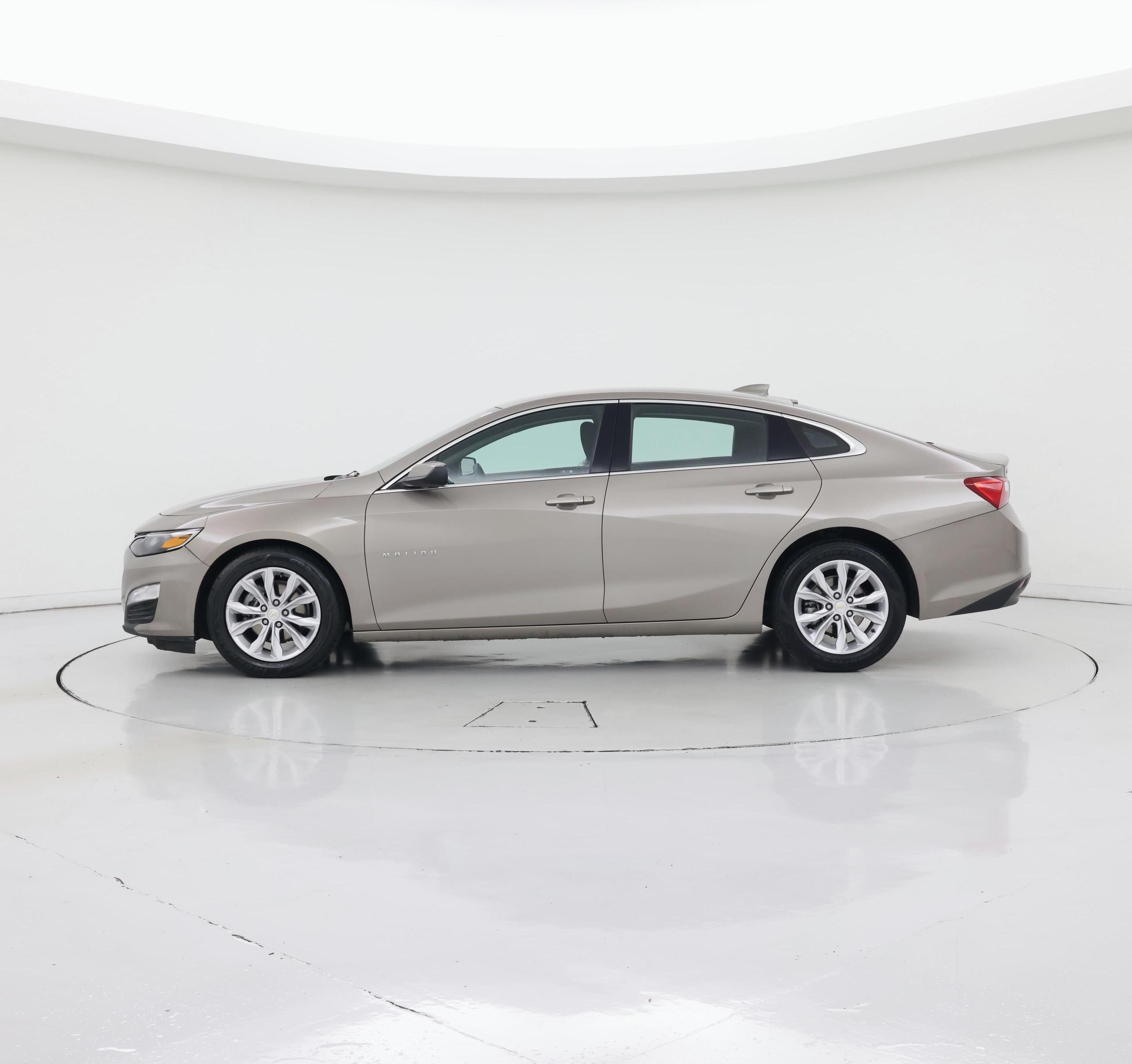 Thumbnail: 2023 Chevrolet Malibu - 3