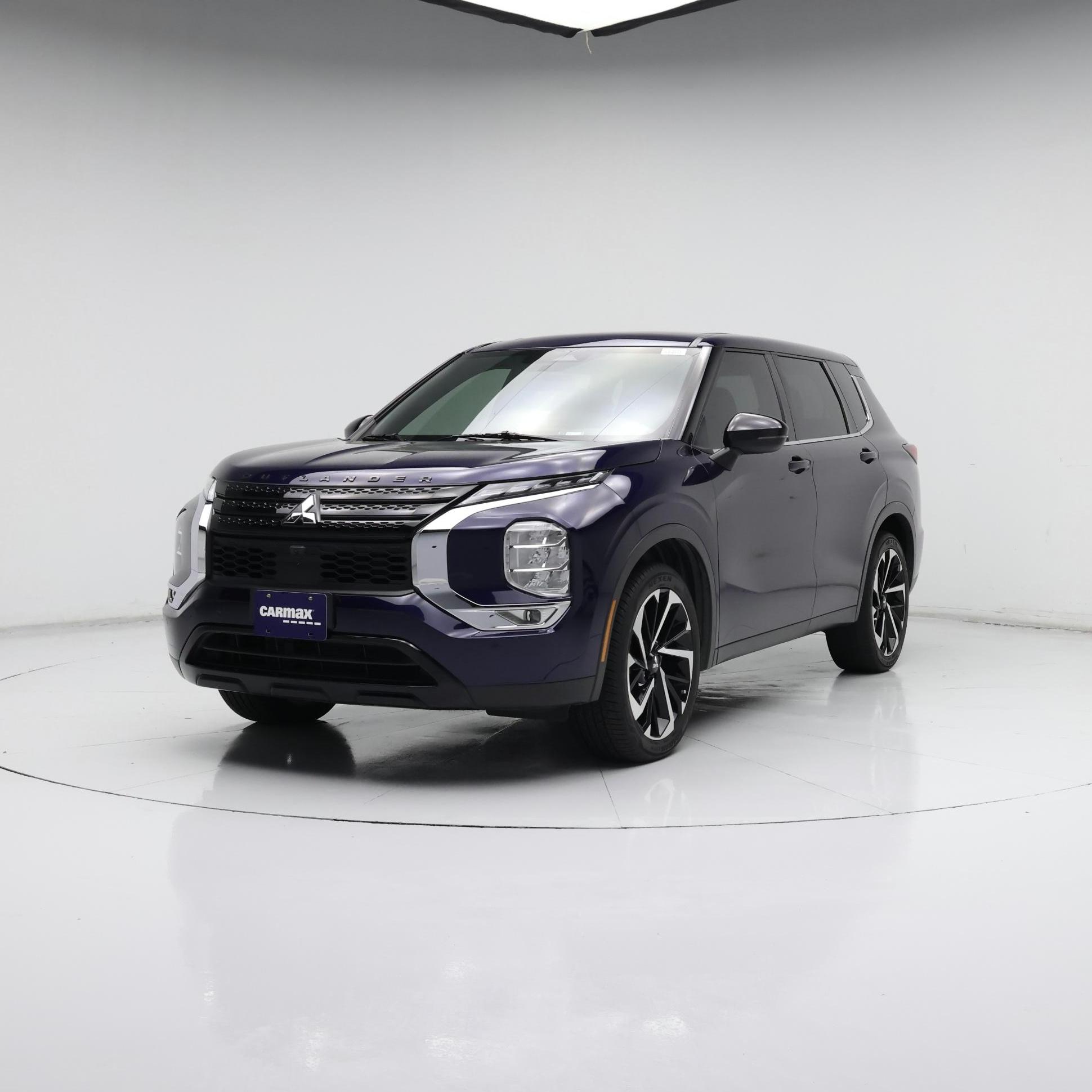 Thumbnail: 2022 Mitsubishi Outlander - 4